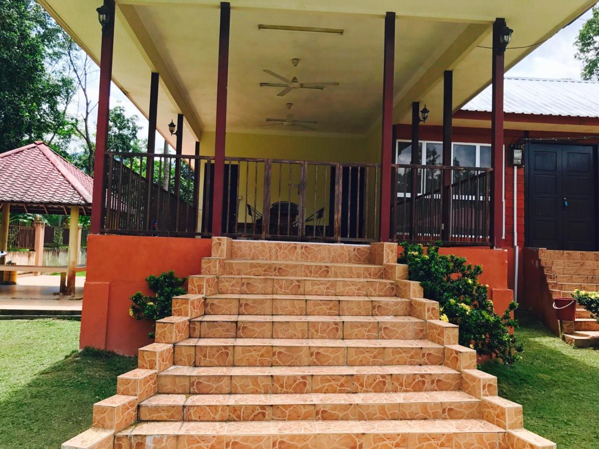 Desa Kaloi Farmhouse Villa Batang Kali Ngoại thất bức ảnh